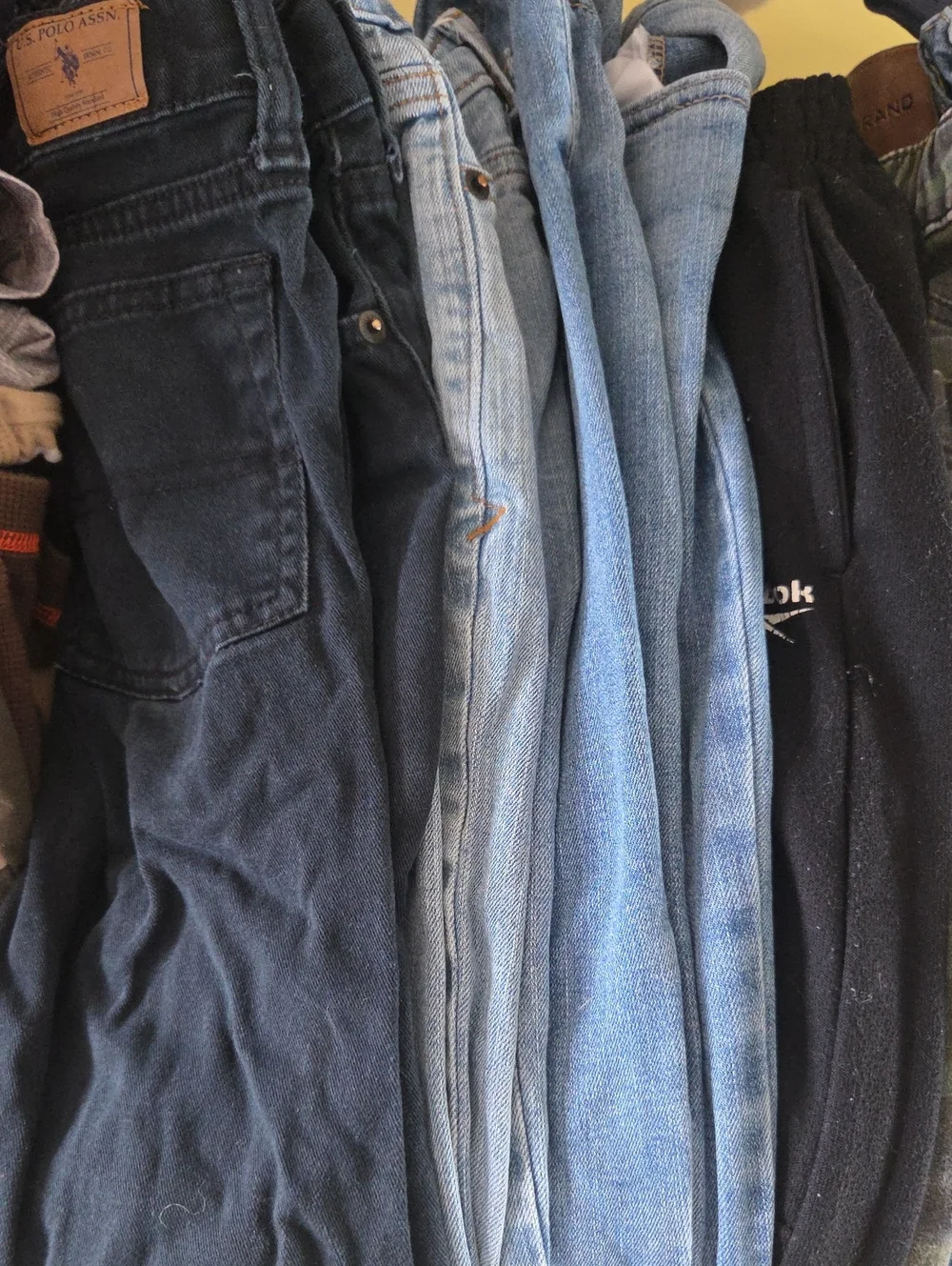 32 Pieces Boys Kids Size 10 Clothin Bundle - Picture 3 of 13
